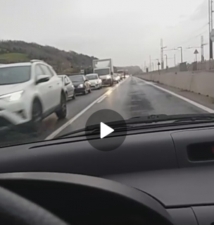 Fila chilometrica da Fosso Sejore in direzione Fano - VIDEO