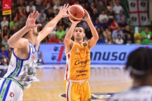 Domenica puoi vedere Vuelle-Sassari in tribuna con il 70% di sconto sul biglietto