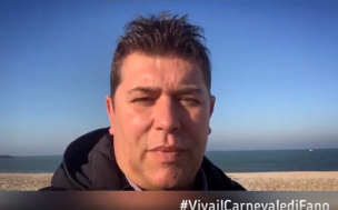 Polemiche e critiche al Carnevale di Fano, arriva la risposta dell'assessore Etienn Lucarelli - VIDEO
