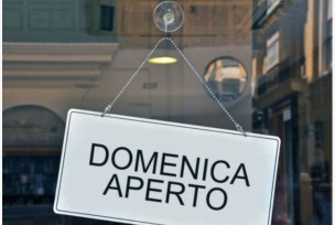 «Le aperture domenicali stanno uccidendo il commercio»