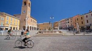 Fano, da domani numerose attività commerciali chiuse fino a data da definire