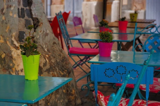 Il Comune di Pesaro invita gli esercenti a inviare il modulo per la richiesta di suolo pubblico se ne necessitano