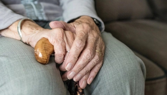 La fragilità della terza età ai tempi del covid