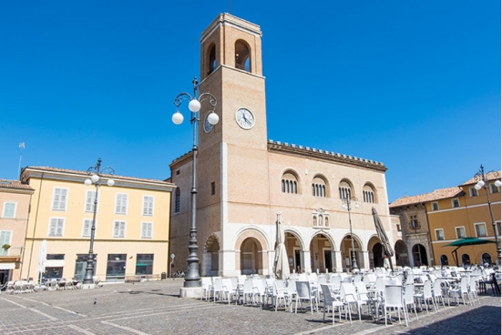 Più collegamenti tra centro e mare, riduzione dell’utilizzo di suolo pubblico: ecco la Fano di domani