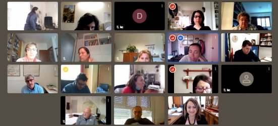 Più suolo pubblico gratuito per tutti i commercianti di Fano: c’è l’ok del consiglio comunale