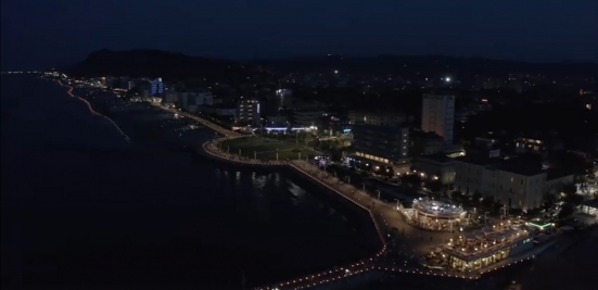 Candele sotto le stelle 2020: il video della notte più "glamour" dell'estate pesarese