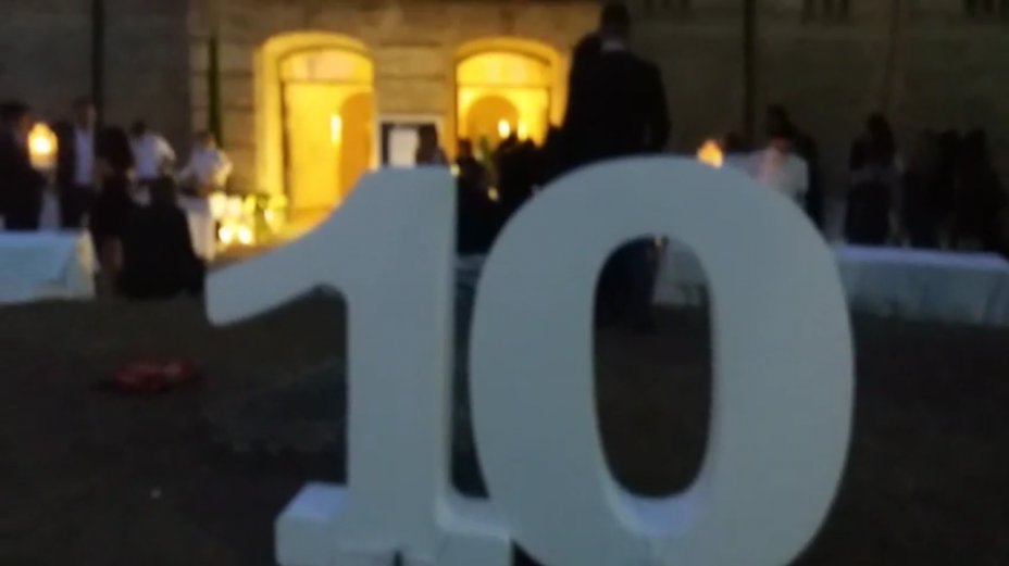 Ebrand festeggia dieci anni