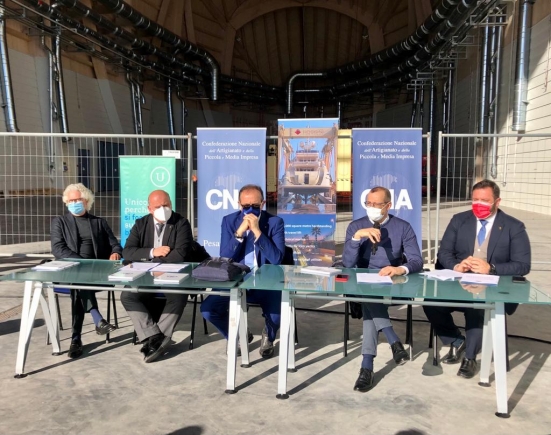 «Vaccini e fondi europei saranno gli elementi della ripartenza», ha detto Matteo Ricci