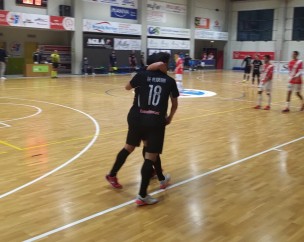 Prima gioia del 2021 e tre punti fondamentali: l'Italservice Pesaro vince a Mantova 5 a 2