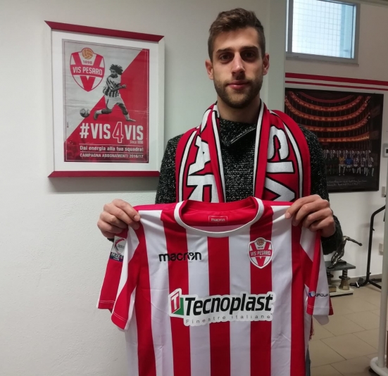 L'attaccante Niccolò Gucci è un nuovo giocatore della Vis Pesaro, contratto fino al 30 giugno 2022