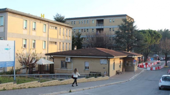 Focolaio Covid all'Ospedale di Urbino, Saltamartini: "Personale in quarantena e monitoriamo la situazione"