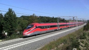 Soppressione del Frecciarossa Ancona-Bologna-Milano, Acquaroli: "Una scelta di Ferrovie della Stato inaccettabile"