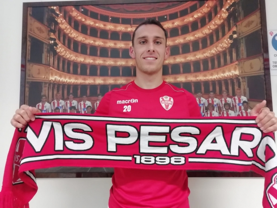 Lorenzo Carissoni nuovo terzino della Vis Pesaro, il classe 1997 arriva a titolo definitivo dal Torino