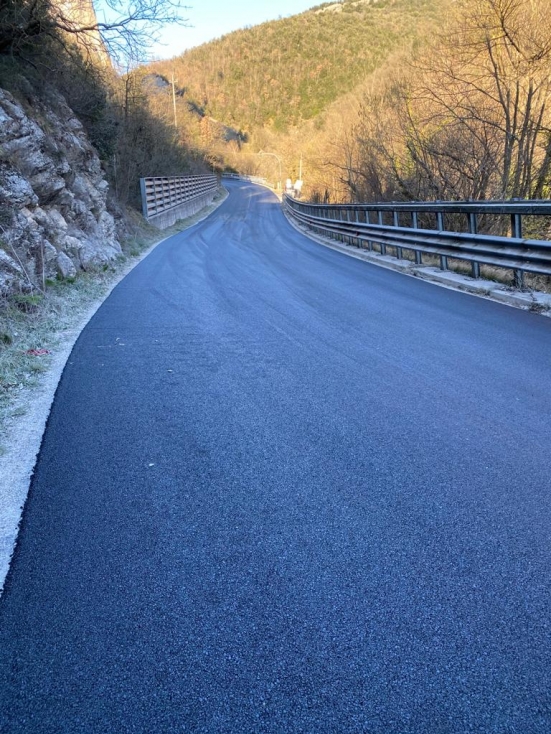 Sono finiti i lavori per il ripristino del muro di contenimento della SP 12 "Bellisio" a Pergola