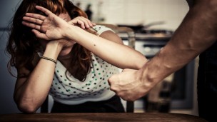 Violenza di genere, attivata la procedura del "codice rosso": denunciati due uomini e una donna a Fano