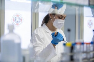 Il laboratorio di virologia dell'Ospedale di Ancona ha identificato una variante newyorkese