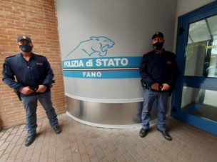 Fano, continuano i controlli degli edifici abbandonati: scovato bivacco abusivo in un immobile a Ponte Metauro