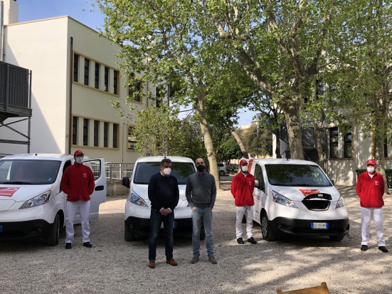 Il trasporto della refezione scolastica a Fano verrà fatto con mezzi elettrici ecosostenibili