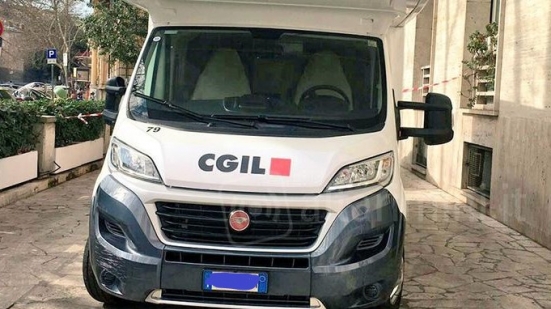 Spi-Cgil Pesaro e Urbino, "Diritti in Viaggio": un camper per raggiungere le persone nell'entroterra