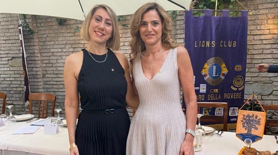 Lions Della Rovere e Leo Club Pesaro, serata di convivialità e passaggio di consegne al "Castiglione"