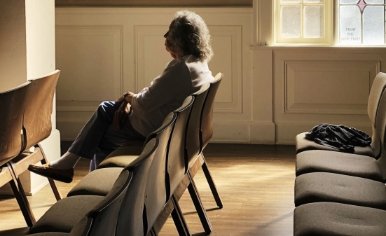 «Basta con l'isolamento forzato di anziani e disabili nelle strutture», l'appello dei sindacati