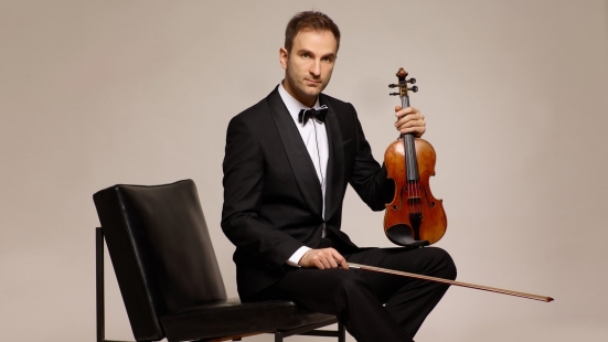 Il violino di Milenkovich a fianco della FORM alla Fenice di Senigallia