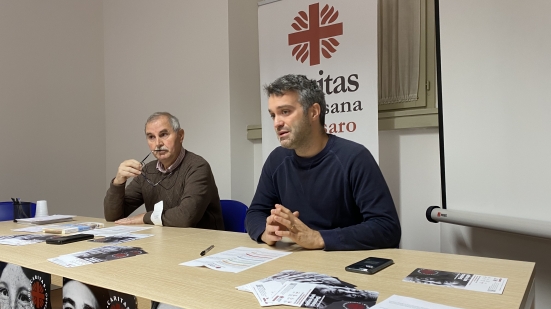 "Diamoci una mano", presentata la Campagna di Avvento della Caritas Diocesana di Pesaro