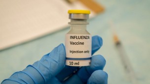 Convenzione Regione - Federfarma - Assofarm: da oggi si può prenotare il vaccino antinfluenzale in farmacia