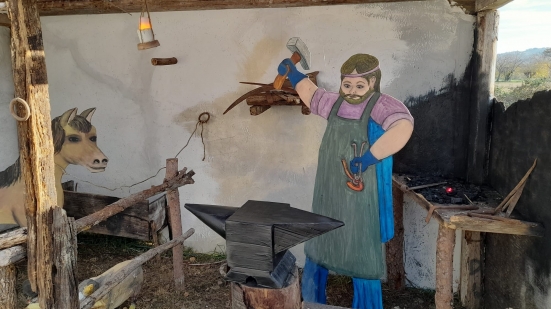 Il borgo, gli antichi mestieri, la natività: a San Filippo di Mondavio torna il presepe artistico