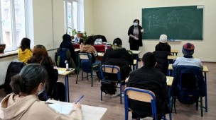 Rientro a scuola, il 6 gennaio tamponi gratuiti per studenti e studentesse: come e dove recarsi