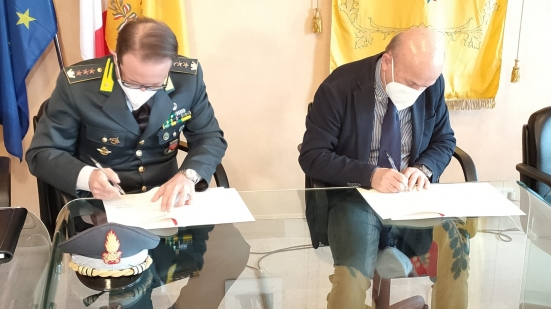 Lotta all'evasione, firmato questa mattina il protocollo d'intesa tra Guardia di Finanza e Comune di Vallefoglia