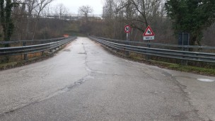 Dal 25 gennaio chiude al traffico la Sp Ponte Vecchio in Foglia, riapertura dopo 3 giorni