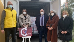 Solidarietà, consegnati 18 pacchi alimentari regalati dalla Coldiretti al Centro Aiuto per la Vita di Pesaro