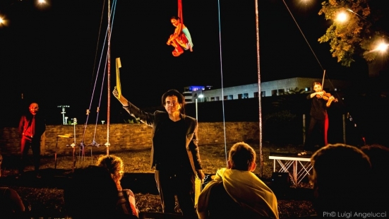 Al Teatro di Cagli "Niente di nuovo tranne te" con Andrea Satta, Giacomo Costantini e Circo El Grito