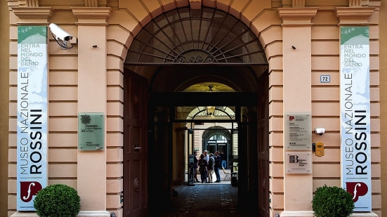 A Pesaro arriva la "Stradomenica" di febbraio per un pieno di cultura con musei, visite e teatro