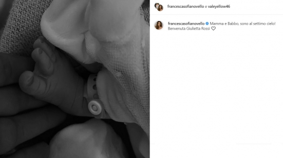 "Mamma Francesca e babbo Valentino sono al settimo cielo!": è nata Giulietta, figlia di Valentino Rossi