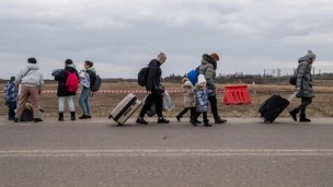 Dalla Russia "cinque ore di tregua per consentire ai civili l'evacuazione da Mariupol e Volnovakha"