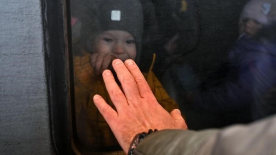 L'offensiva russa è già ripresa: una tregua annunciata e quasi inesistente, lunedì previsti i nuovi negoziati