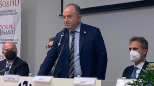 Il procuratore Nicola Gratteri questa mattina a Pesaro ha ricevuto il Premio Antiracket di Confcommercio