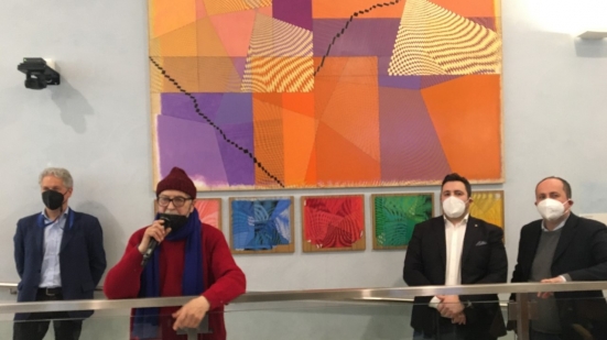 "Polittico per Pesaro", la nuova opera dell'artista Oscar Piattella nella Sala del Consiglio Comunale