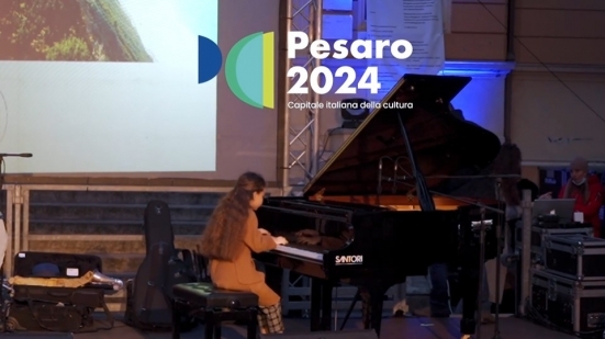 Pesaro Capitale Italiana della Cultura 2024 sabato in onda su Rai 2 per Tg2 Dossier "La sfida più bella"