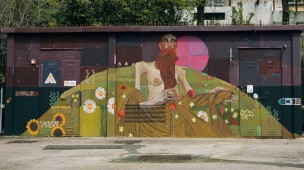 Un nuovo murale per la porta d'ingresso di Gabicce: il "pescatore di ginestre" del collettivo The Howler