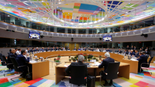 Vertice straordinario dell'Unione Europea, Draghi: "Dalla fine dell'anno l'Italia non importerà più il petrolio russo"