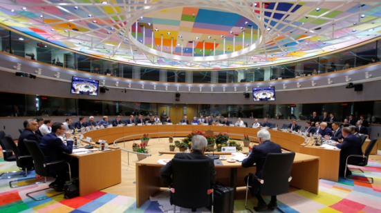 Vertice straordinario dell'Unione Europea, Draghi: "Dalla fine dell'anno l'Italia non importerà più il petrolio russo"