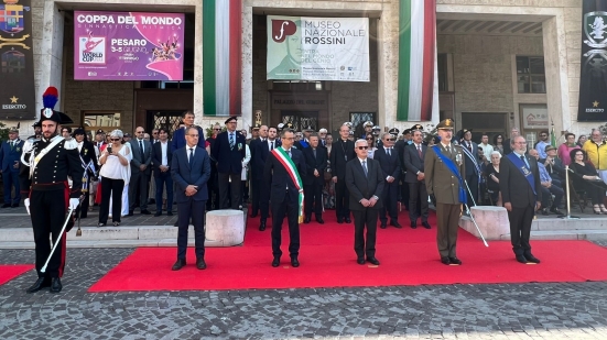 Celebrazioni del 2 giugno a Pesaro, Ricci: "Mattarella una grande guida, grazie a lui l'Italia è protagonista"