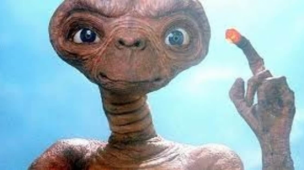 Mostra del Cinema di Pesaro ai nastri di partenza: sabato in Piazza del Popolo ""E.T. l'extra-terrestre"