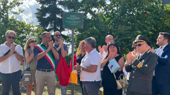 Intitolato il parco di Villa Ceccolini ad Alex Eusepi "amico della città, persona rara"