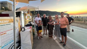 Inaugurata a Pesaro "Abbaia Flaminia", il tratto di arenile in Baia Flaminia dedicato agli amici a 4 zampe