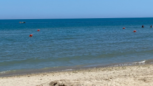 Spiaggia libera in viale Trieste, Pozzi: "Potenziamo il salvataggio per la sicurezza dei bagnanti"