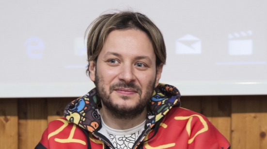 Lo stilista Angelo Cruciani domani incontrerà studenti e studentesse dell'Istituto "Cecchi" di Pesaro